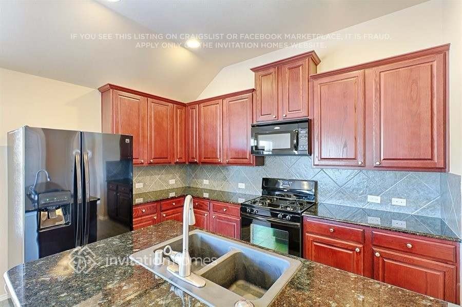 5000 Blackwood Dr - Photo 5 of 12