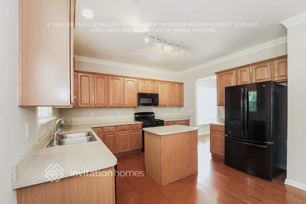3415 Crutchfield Pl - Photo 7 of 16