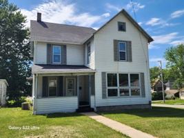 featured image of 1602 S Highland Ave