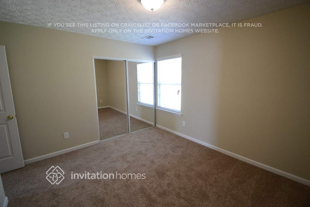 1243 Matt Moore Ct - Photo 4 of 6