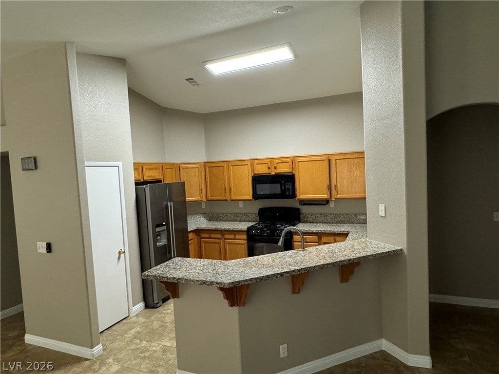5837 Springmist St - Photo 3 of 10
