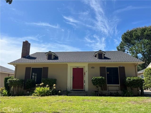 2440 Queensberry Rd - Photo 2 of 41