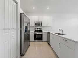 featured image of 1529 Se 27th Rd #1529