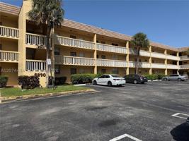 featured image of 5890 Nw 64th Ave #302