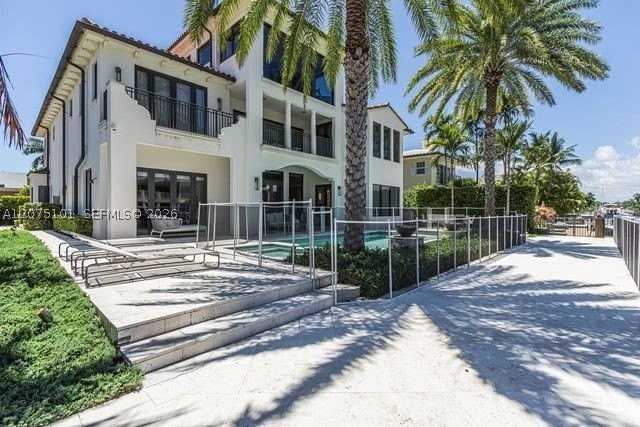 2627 Castilla Isle - Photo 6 of 50