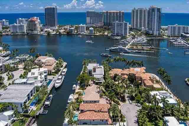2627 Castilla Isle - Photo 7 of 50