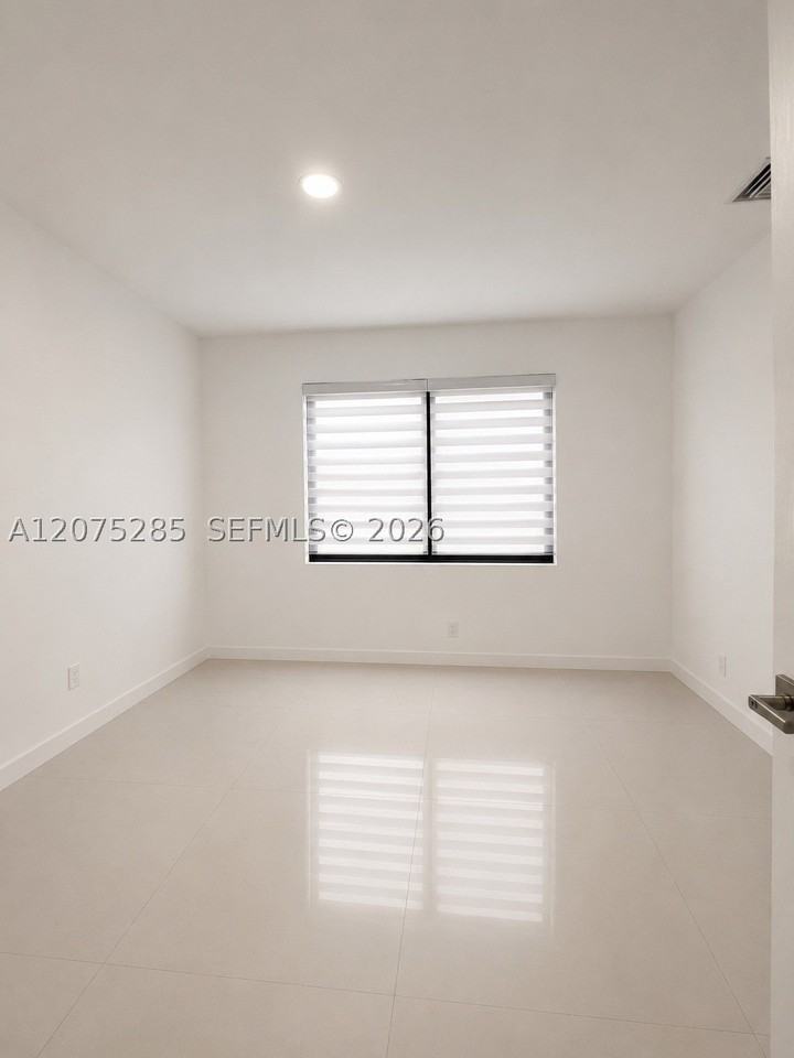 6791 Sw 25th St #6791 - Photo 7 of 11