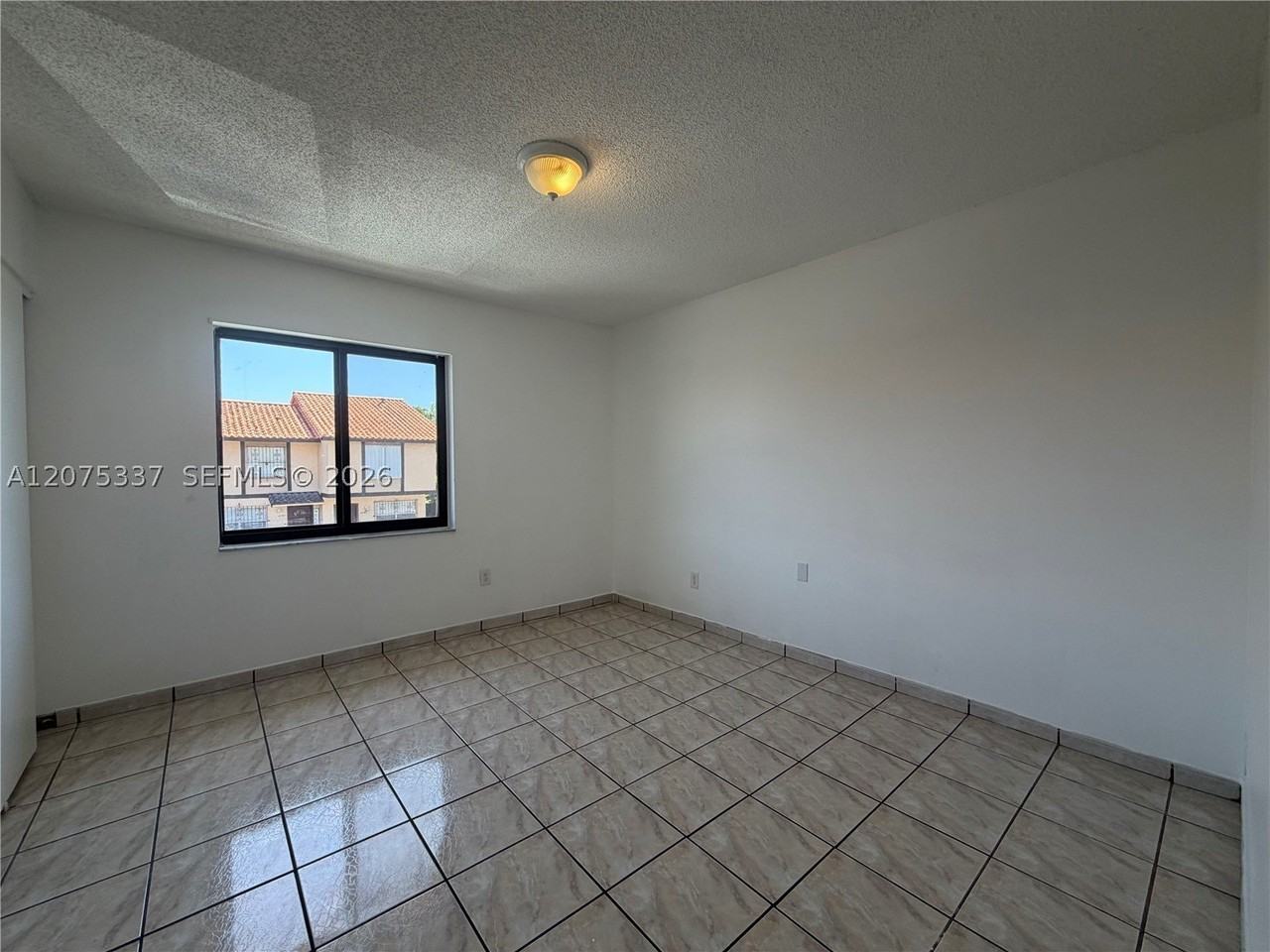 4106 W 11th Ct #66 - Photo 5 of 10