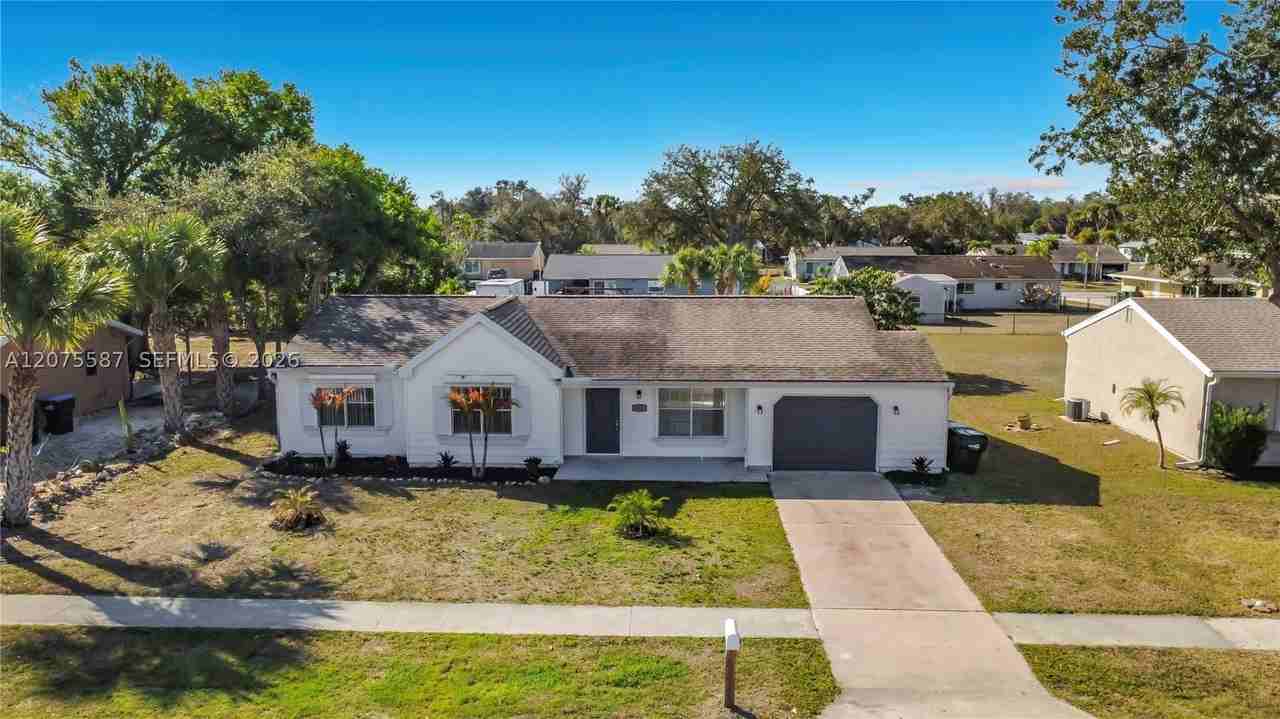 4487 Pocatella Ave - Photo 3 of 36