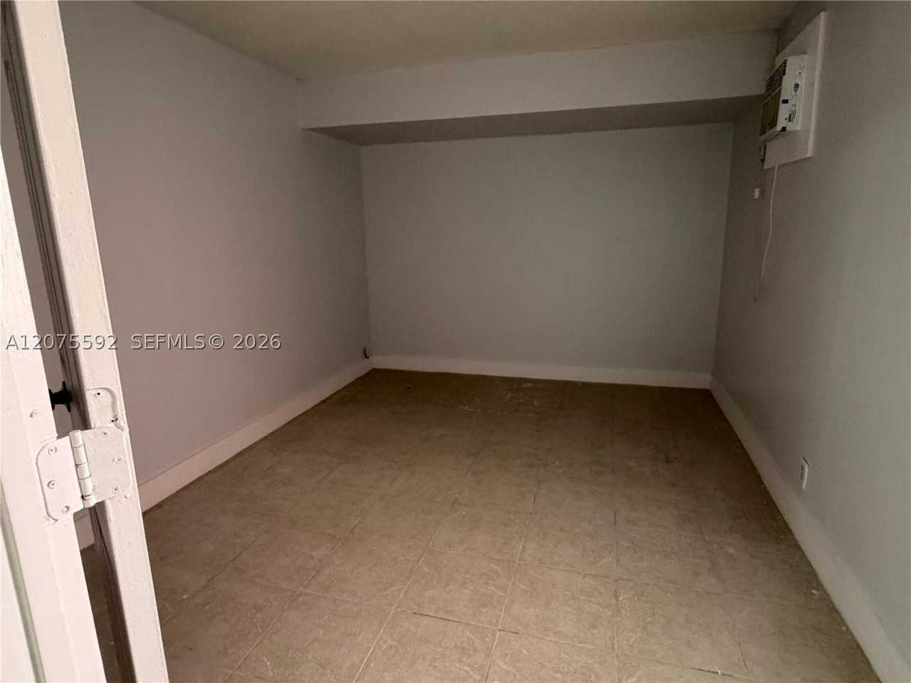 5728 Nw 16th St #24 - Photo 7 of 15