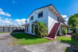 featured image of 520 Sw Krome Ter #4