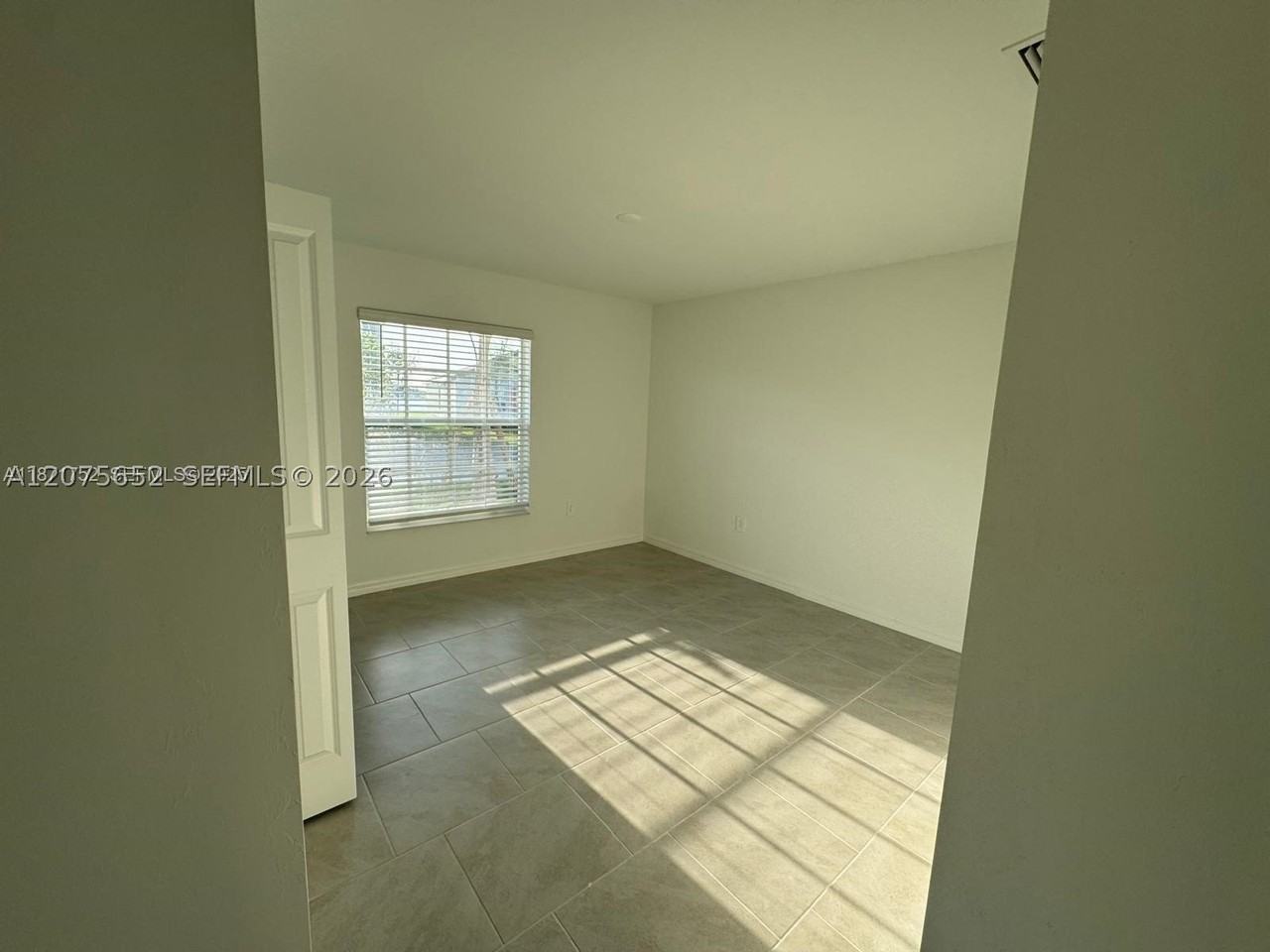 17616 Paradiso Way North Fort Myers #17616 - Photo 7 of 9