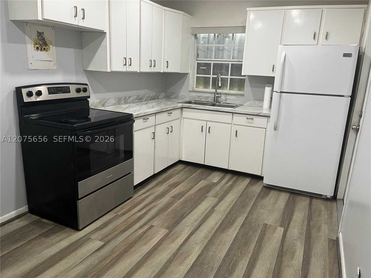 1851 Nw 51st Ter - Photo 6 of 19