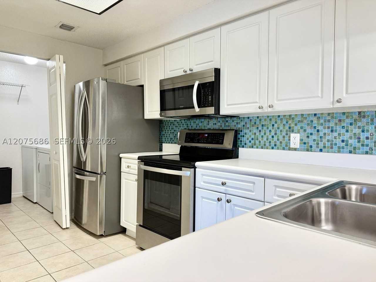 2726 Anzio Ct #306 - Photo 6 of 18