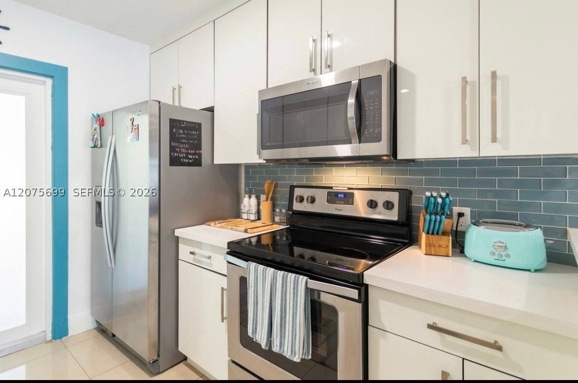 1243 Nw 3rd Ave - Photo 4 of 27