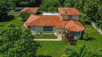 featured image of 8775 Sw 53rd Ct #REAR