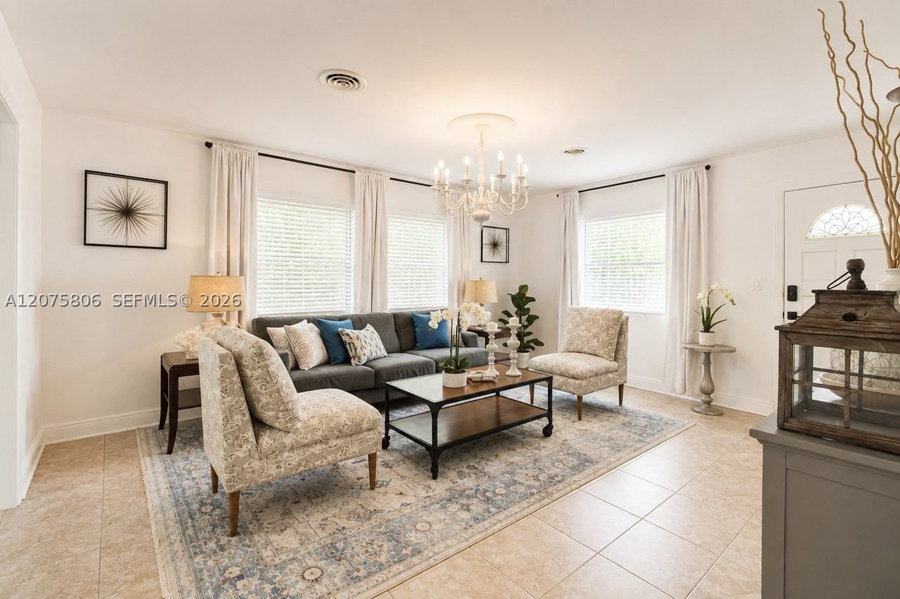 5380 Sw 92nd Ave - Photo 5 of 37