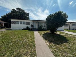 featured image of 3540 Nw 80th Ter