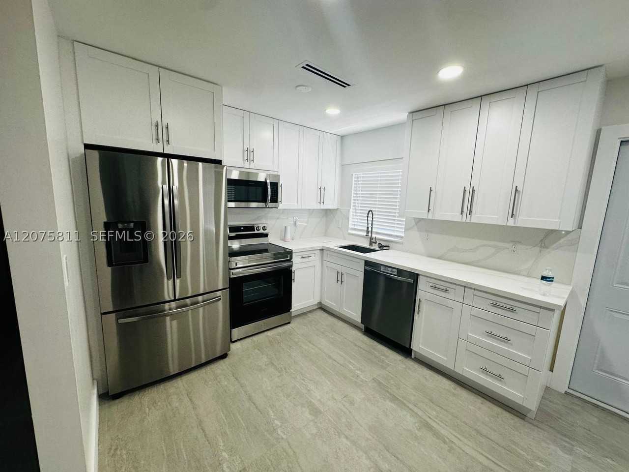 3540 Nw 80th Ter - Photo 2 of 7
