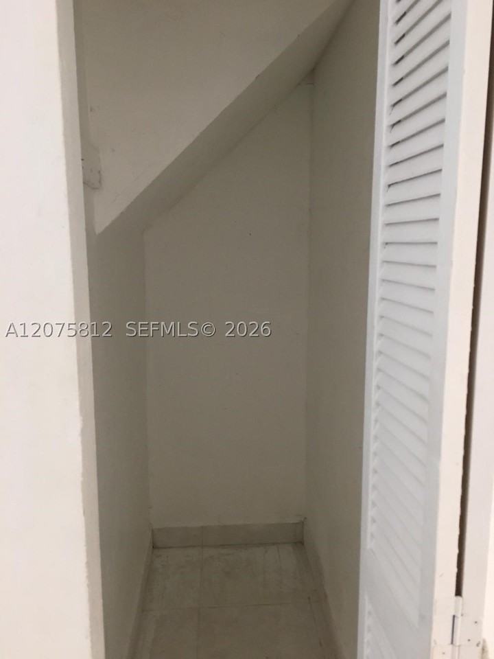 669 W 80th St #0 - Photo 6 of 18