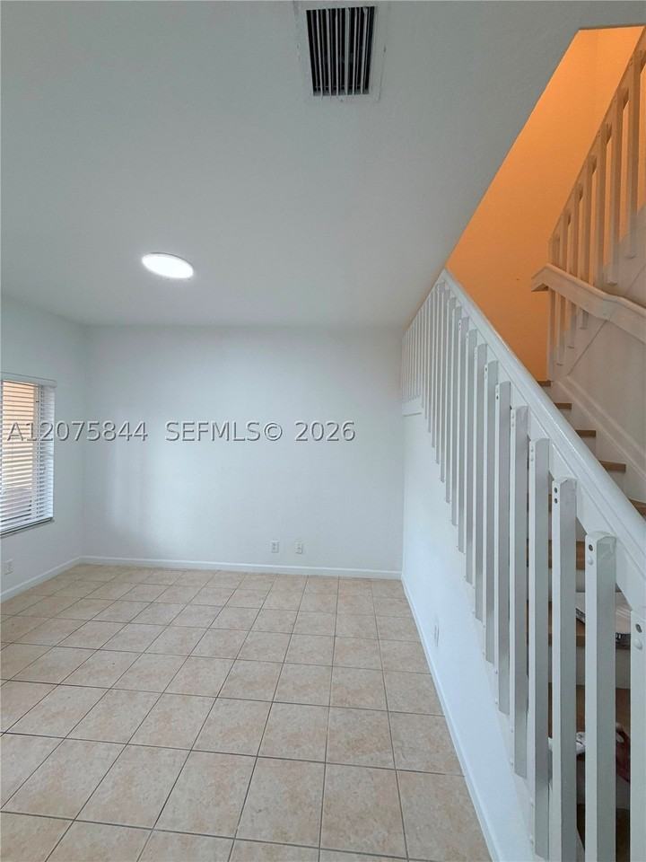102 S Santa Catalina Cir #102 - Photo 3 of 21