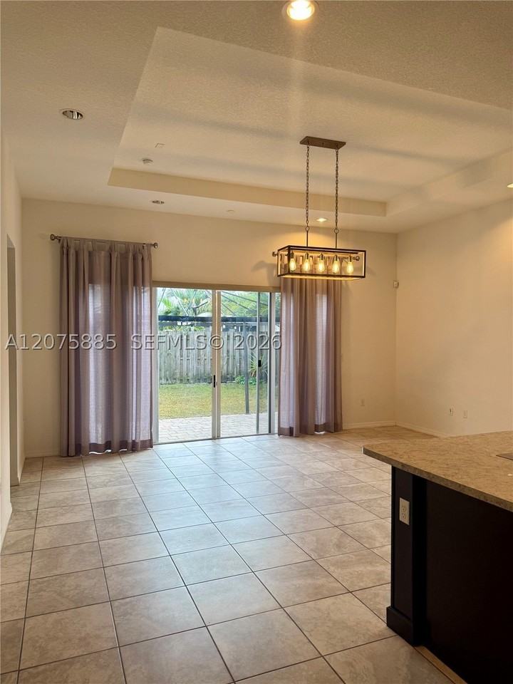 14920 Sw 175th St - Photo 5 of 22