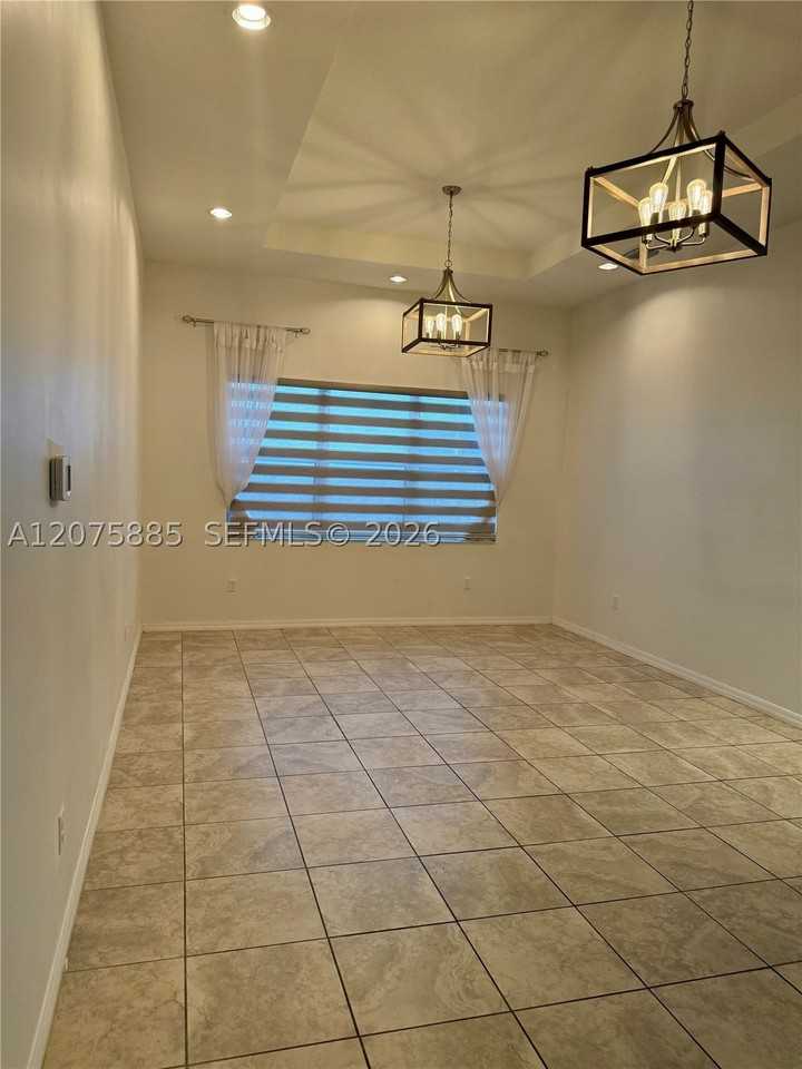 14920 Sw 175th St - Photo 7 of 22