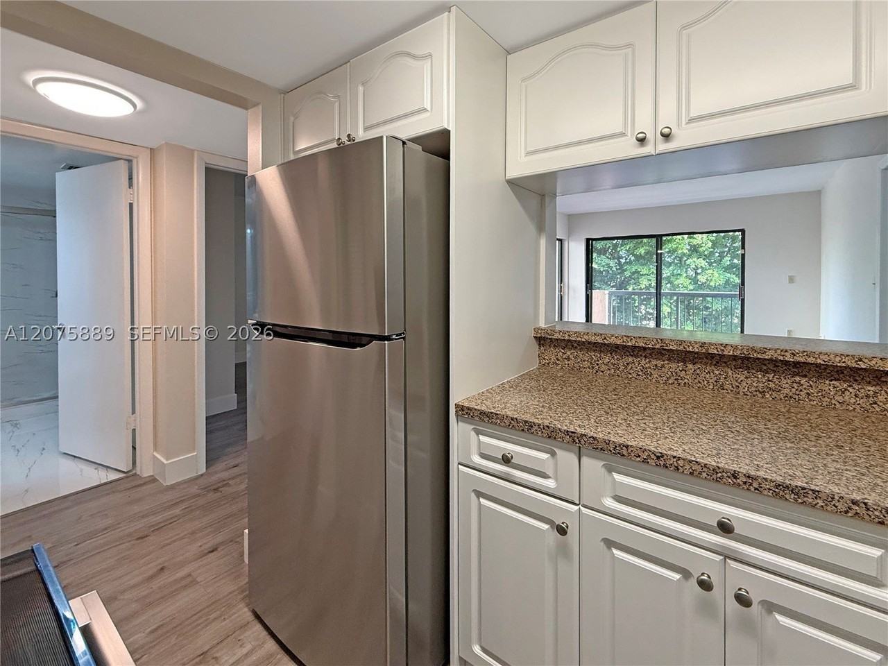995 Sw 84th Ave #309 - Photo 7 of 25