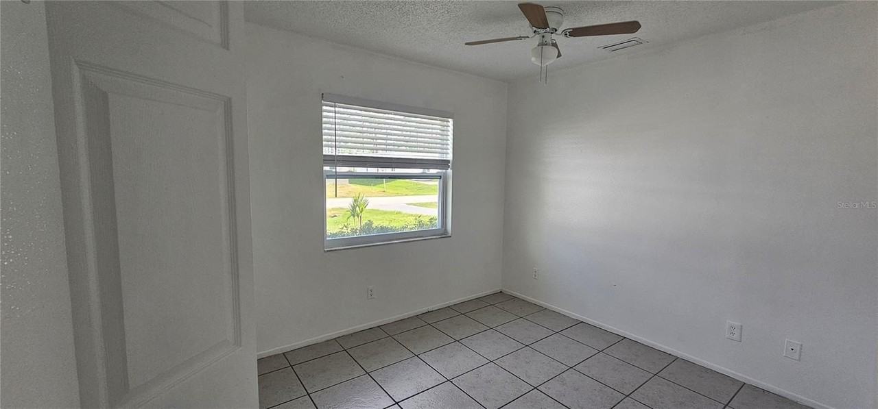 12048 Henley Ave #B - Photo 6 of 13