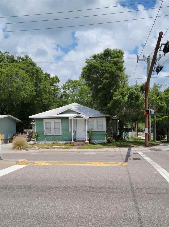 1775 Fruitville Rd