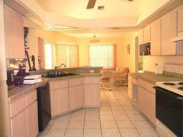 212 Boa Vista St - Photo 2 of 34