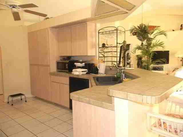 212 Boa Vista St - Photo 3 of 34