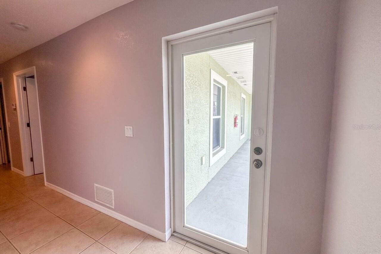 8100 Memory Ln #208 - Photo 4 of 26