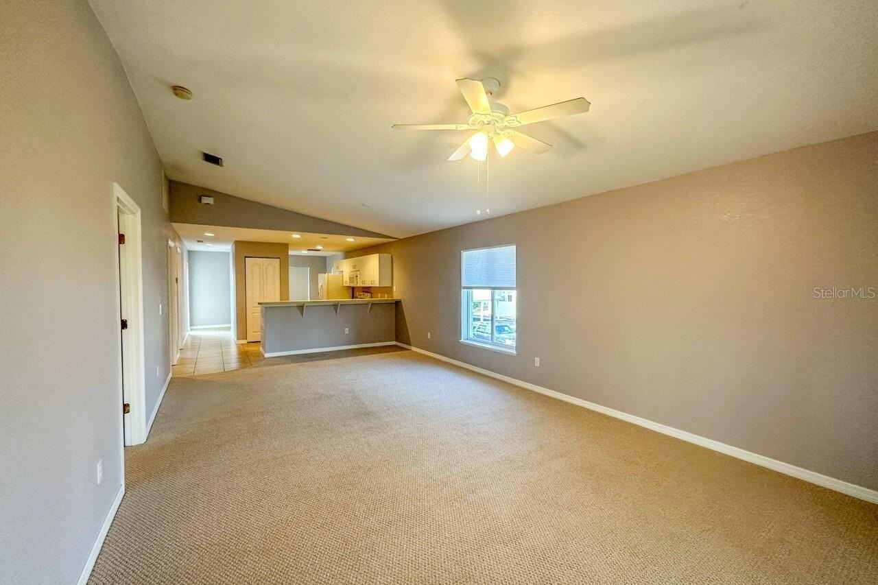 8100 Memory Ln #208 - Photo 7 of 26