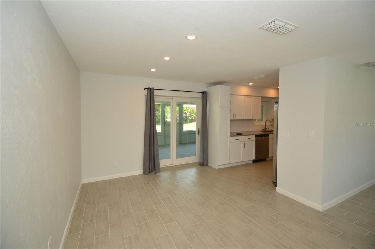 14 Bolling Ln - Photo 7 of 31