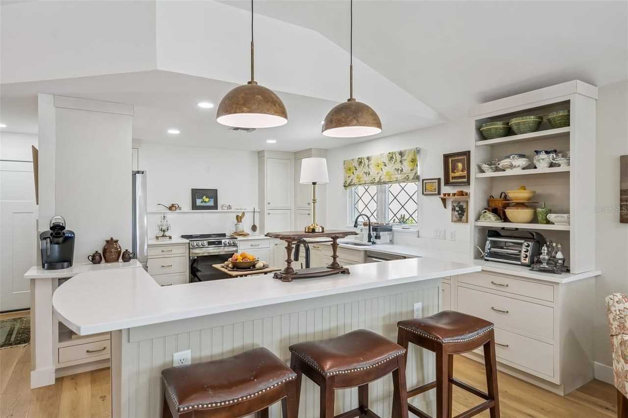 1304 Santa Rosa Ct - Photo 2 of 30