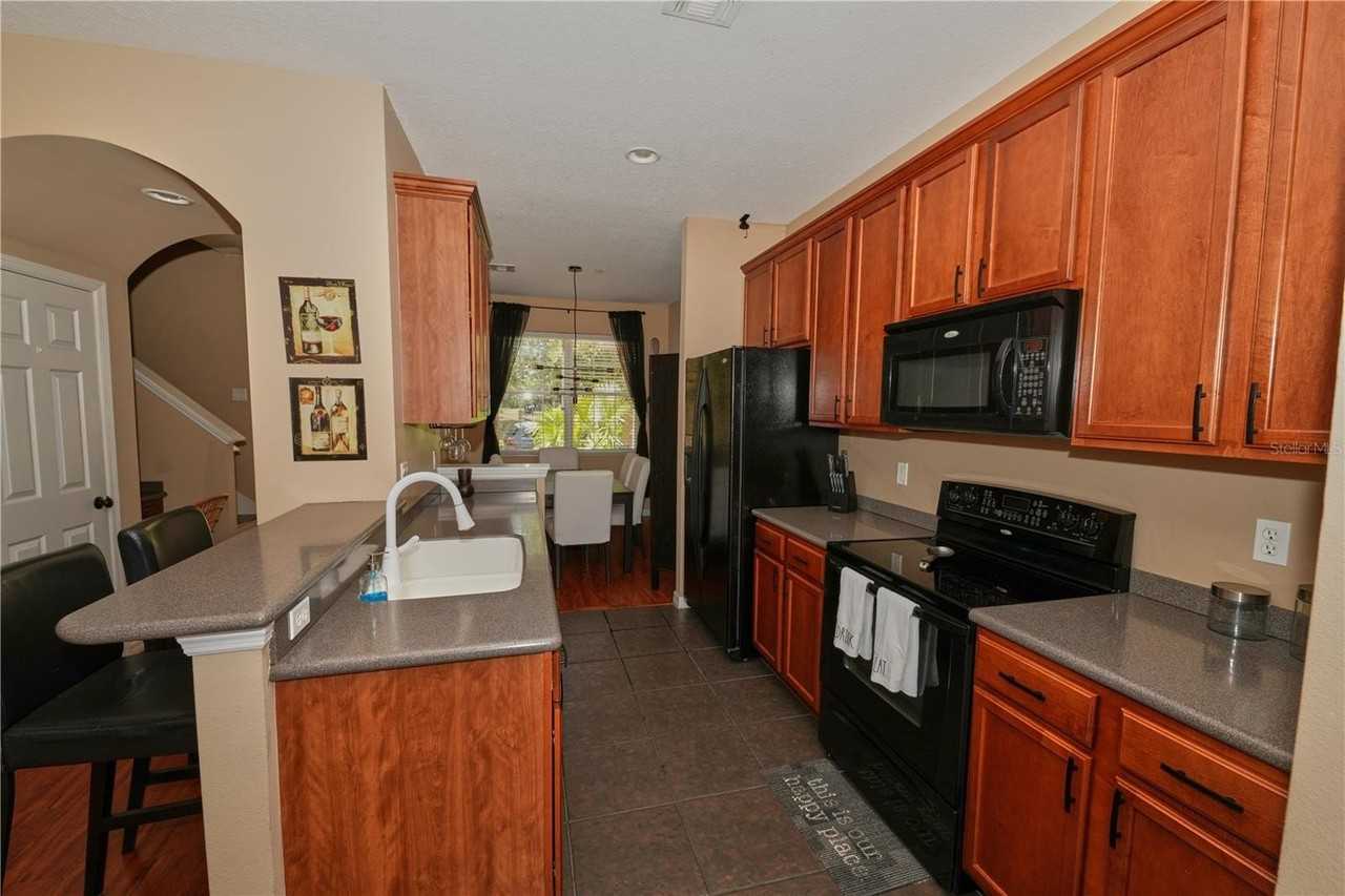 9135 Cardinal Meadow Trl - Photo 7 of 31