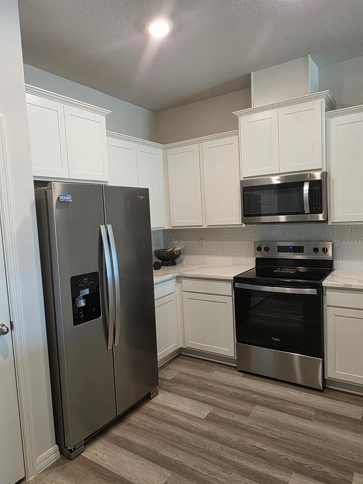 9074 Orchid Reserve Cir - Photo 6 of 37
