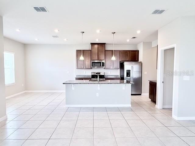 63 Berlin Ave - Photo 6 of 36