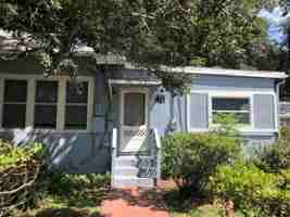 featured image of 106 E 12th St