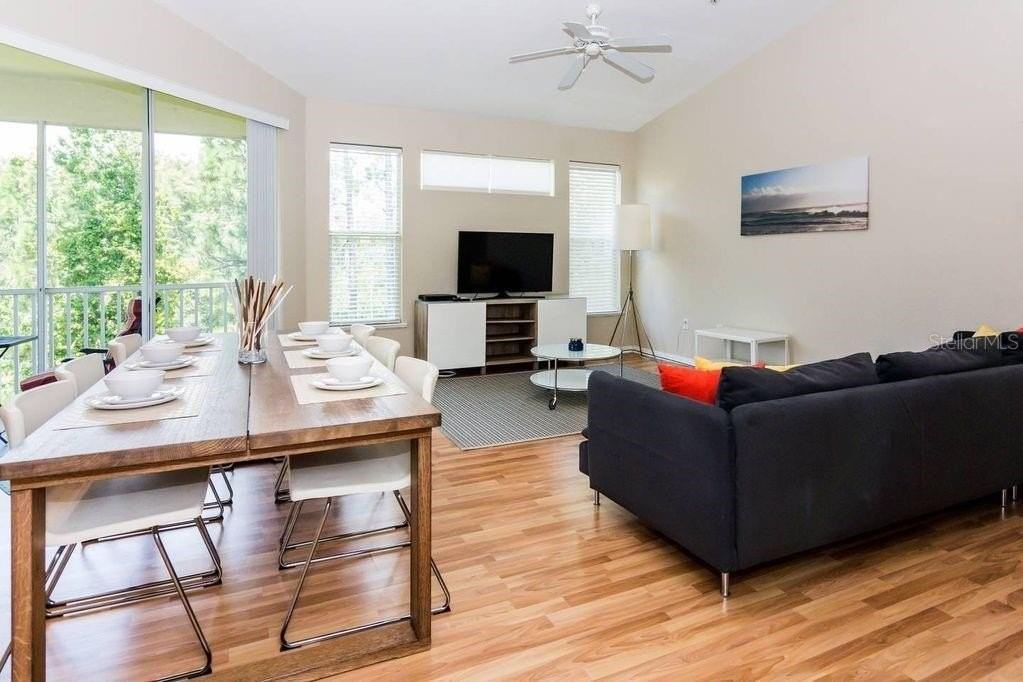 8923 Legacy Ct #302 - Photo 4 of 21