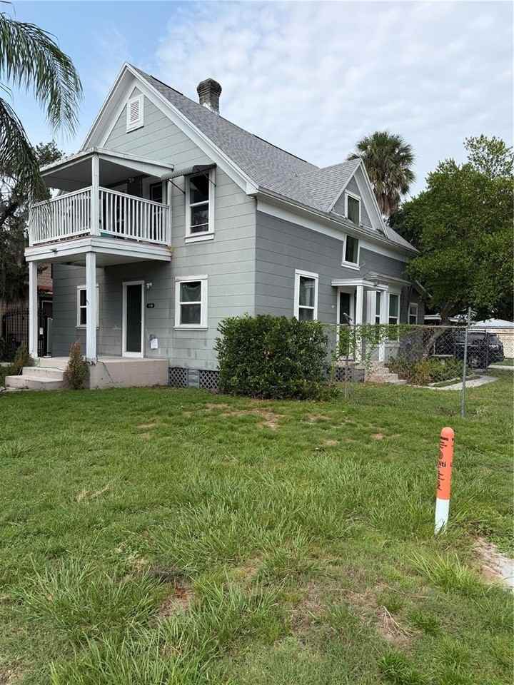 118 N Beaumont Ave - Photo 3 of 33