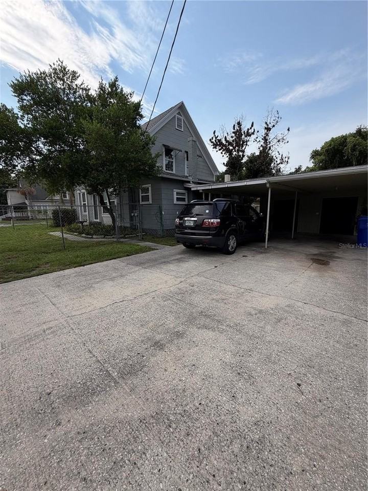 118 N Beaumont Ave - Photo 6 of 33