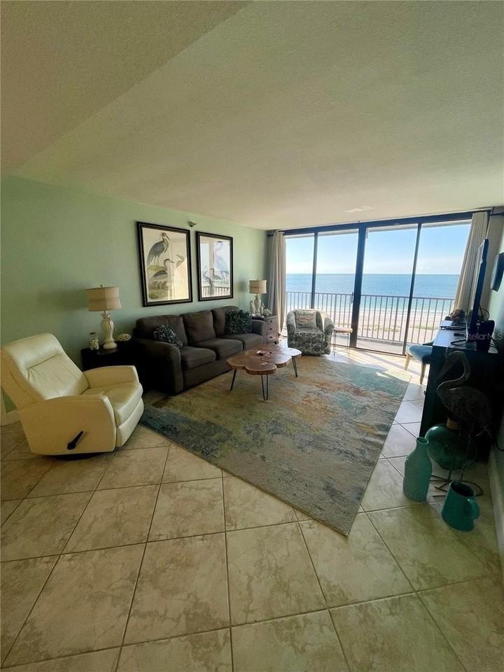 1290 Gulf Blvd #1003 - Photo 7 of 23