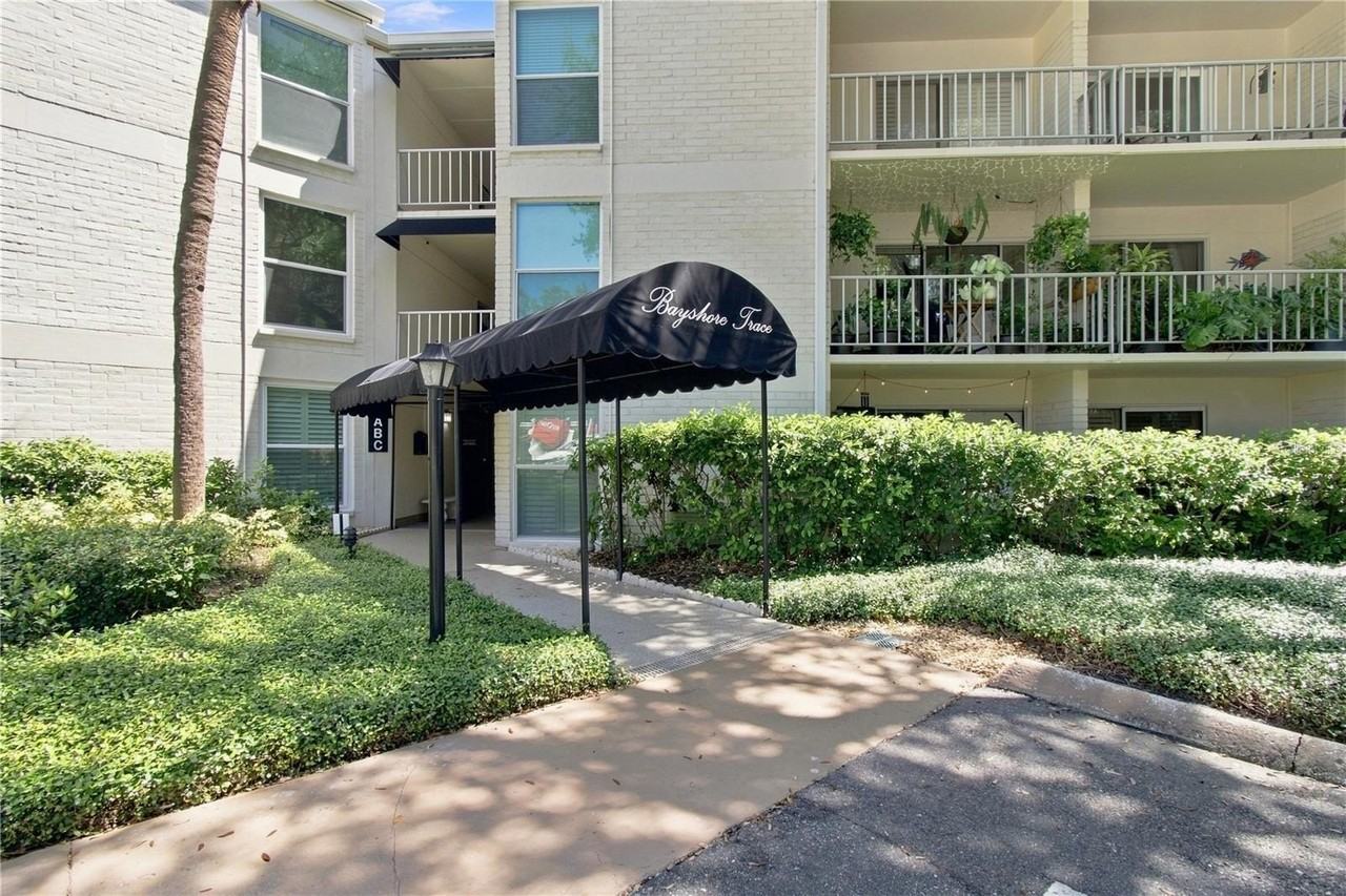 3325 Bayshore Blvd #A12 - Photo 2 of 28
