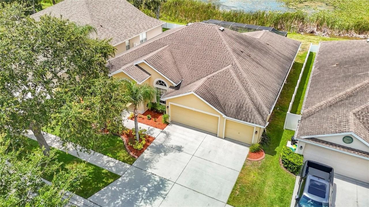 8511 Northton Groves Blvd - Photo 4 of 50