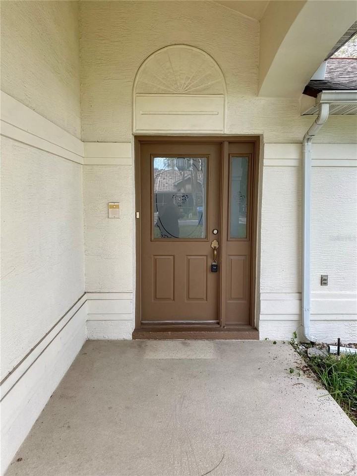 8201 Rhanbuoy Rd - Photo 4 of 30