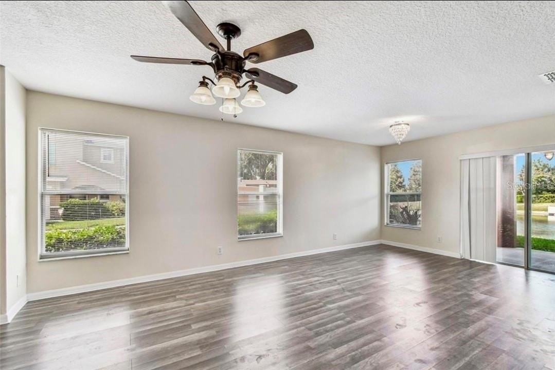2520 Colony Reed Ln - Photo 5 of 21