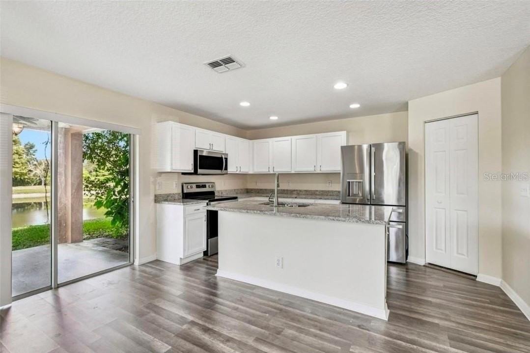 2520 Colony Reed Ln - Photo 7 of 21