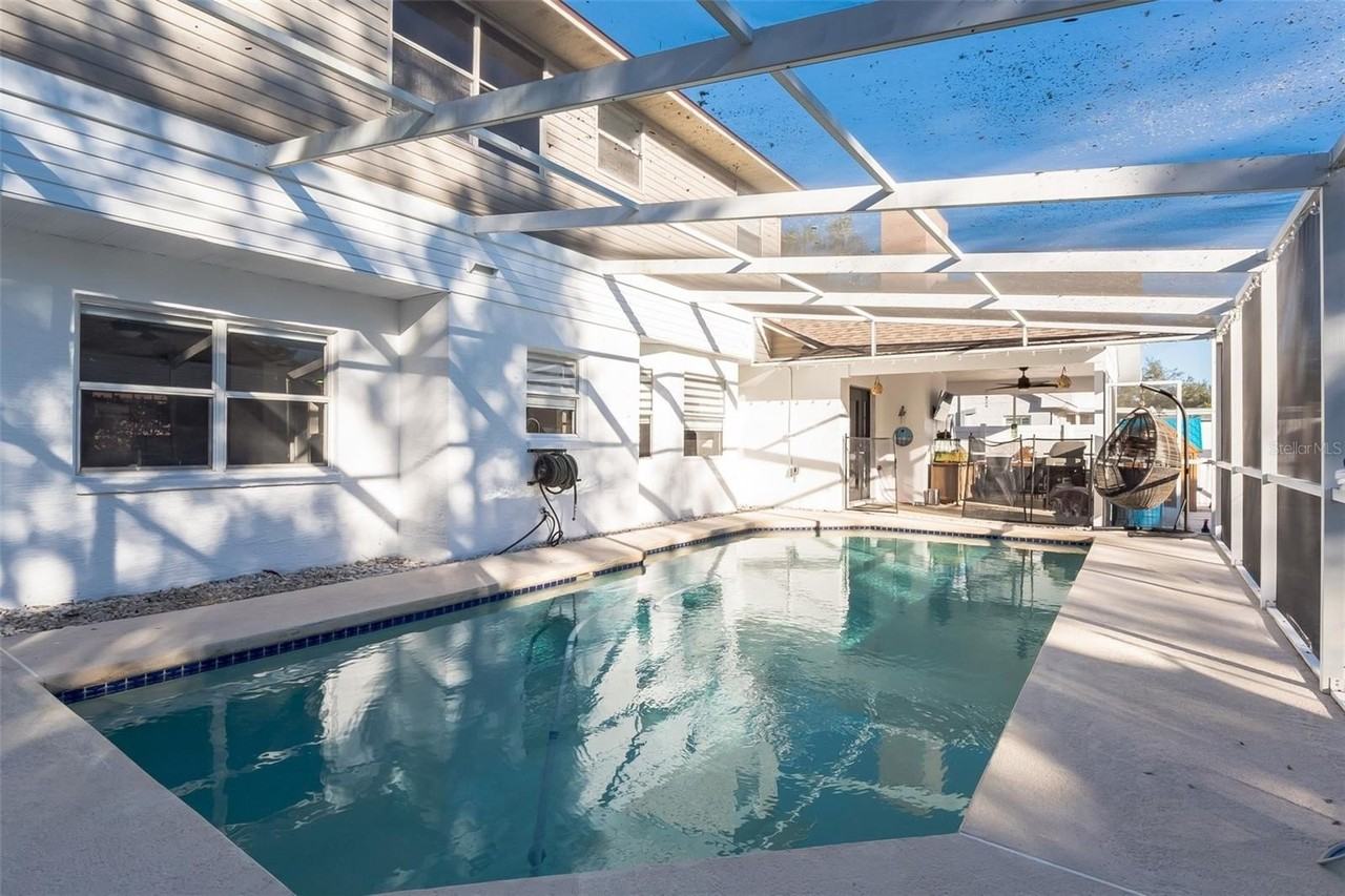 4204 Elba Pl - Photo 4 of 18